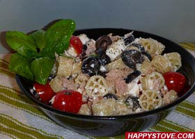 Pasta Salad with Feta and Tuna