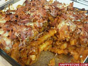 French Fries, Bolognese Sauce and Ham Casserole - By happystove.com