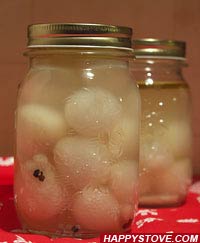 Pickled Pearl Onions - By happystove.com