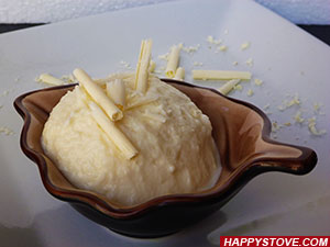 Coconut Flavored Ricotta Cheese Mousse - By happystove.com