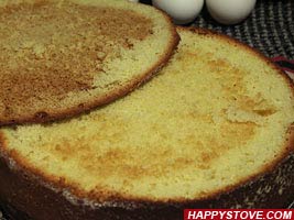 Italian Sponge Cake (Pan di Spagna) - By happystove.com